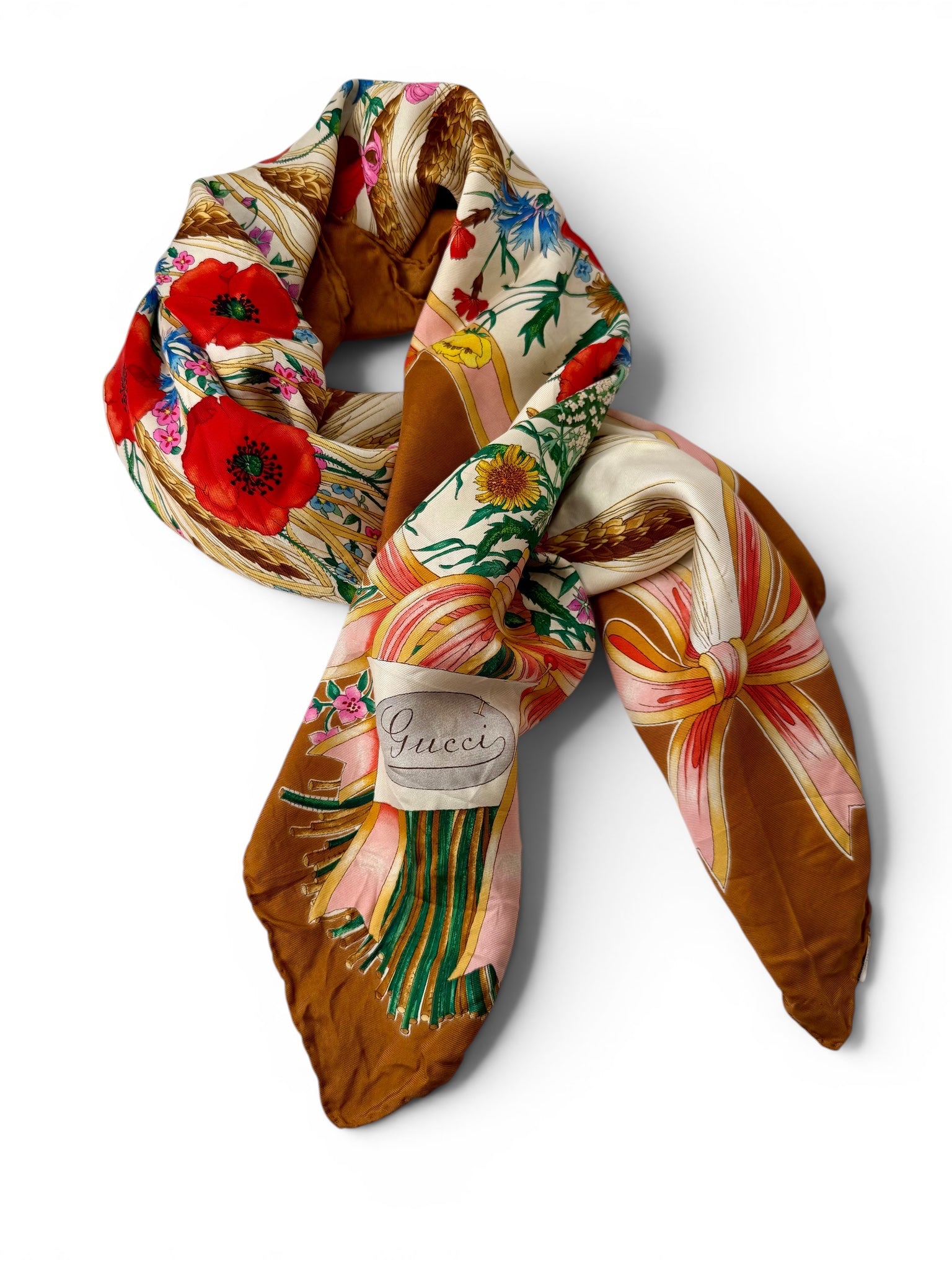 Collector´s Item! Vintage Gucci 100% Silk Scarf with Floral Bouquet and Wheat Motif